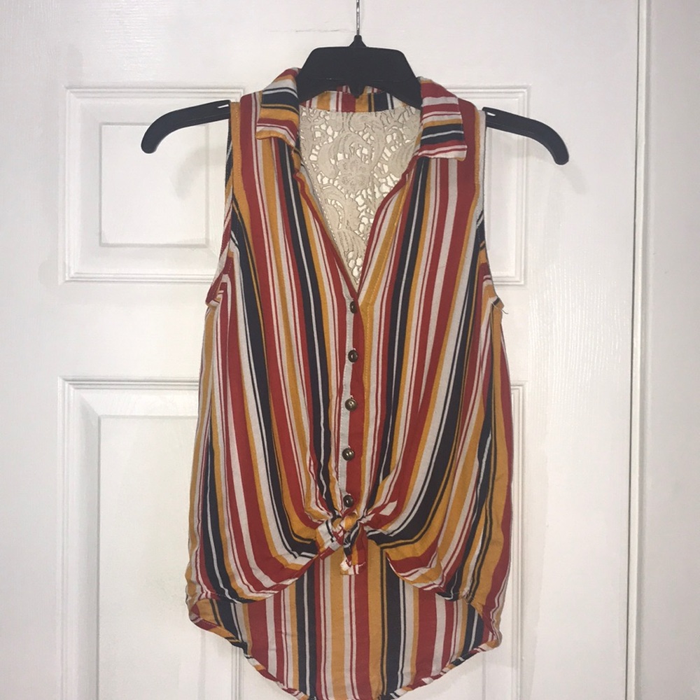No sleeve tank top